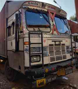 TATA 1615 Images